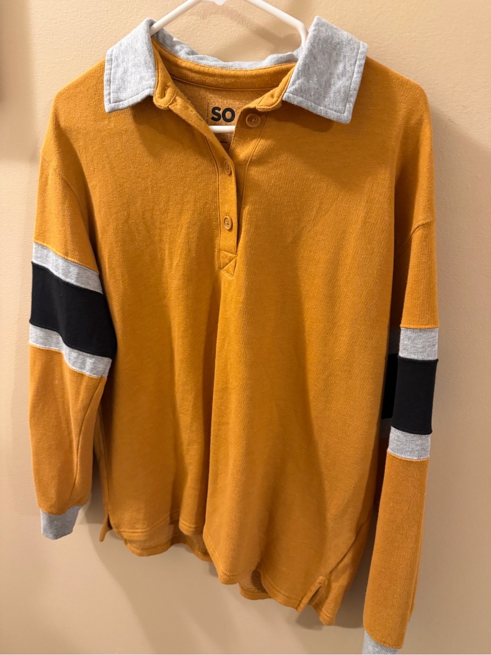 Women’s Long-Sleeve Rugby Shirt in Mustard with Contrast Collar
